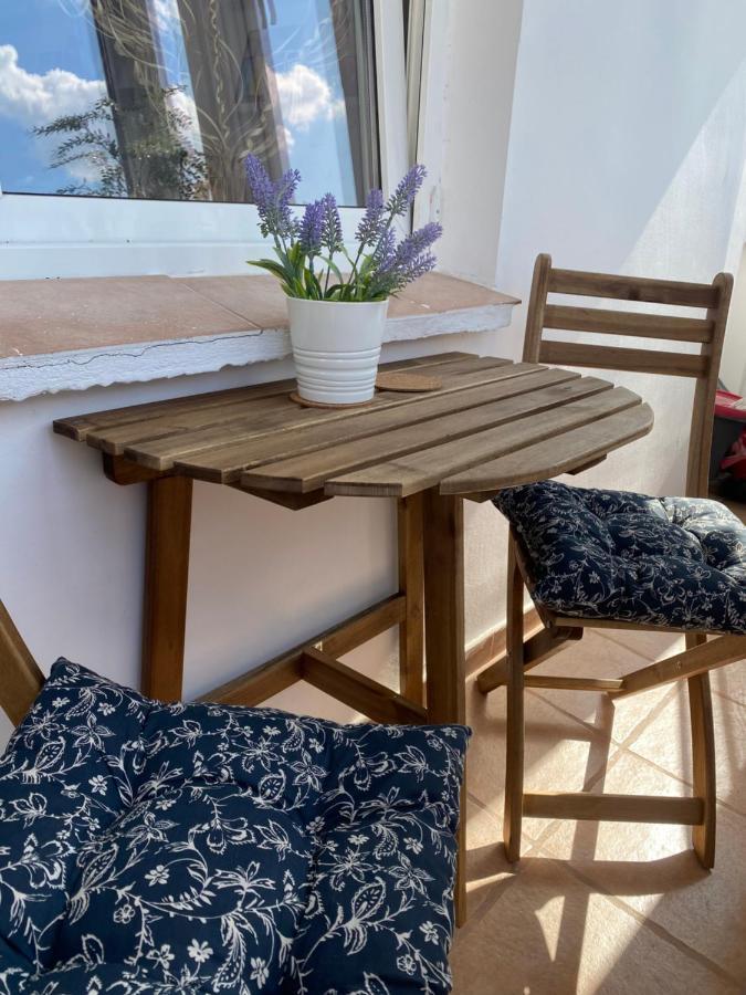 בוקרשט Evan Cozy Flat With Balcony & Parking, 13 September מראה חיצוני תמונה