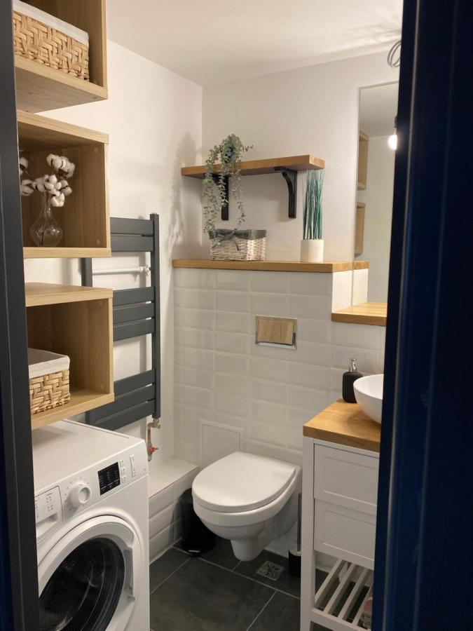 בוקרשט Evan Cozy Flat With Balcony & Parking, 13 September מראה חיצוני תמונה