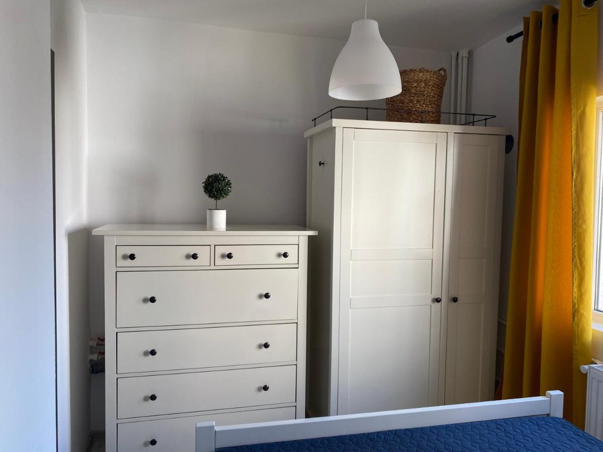 בוקרשט Evan Cozy Flat With Balcony & Parking, 13 September מראה חיצוני תמונה
