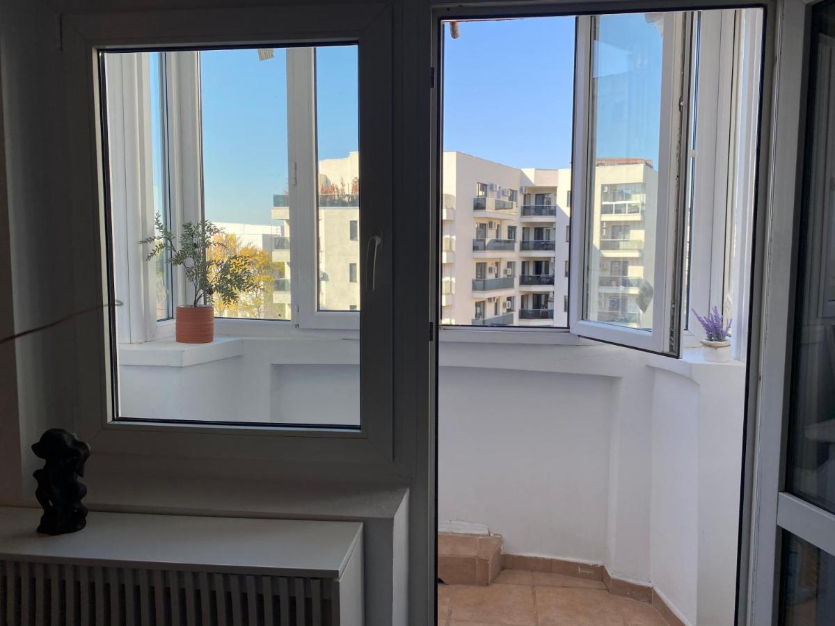 בוקרשט Evan Cozy Flat With Balcony & Parking, 13 September מראה חיצוני תמונה